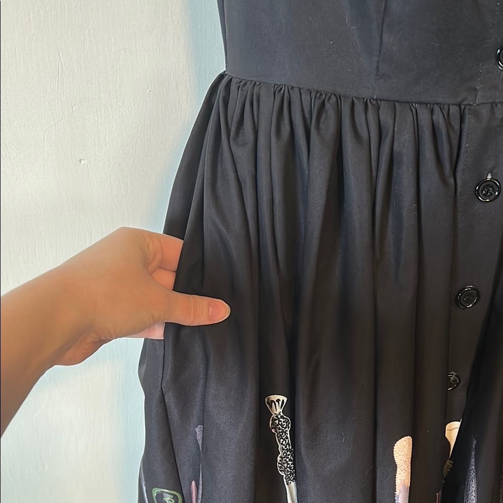 Unique Vintage x HP Gryffindor Wand Dress - Picture 5 of 10